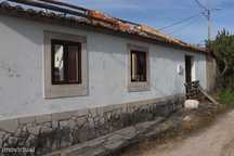 Casa Antiga para Recuperar em Santarém com Vista Campestre