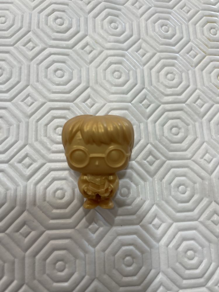 gold funko harry potter