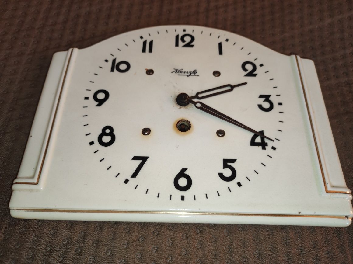 Zegar porcelanowy Kienzle ArtDeco