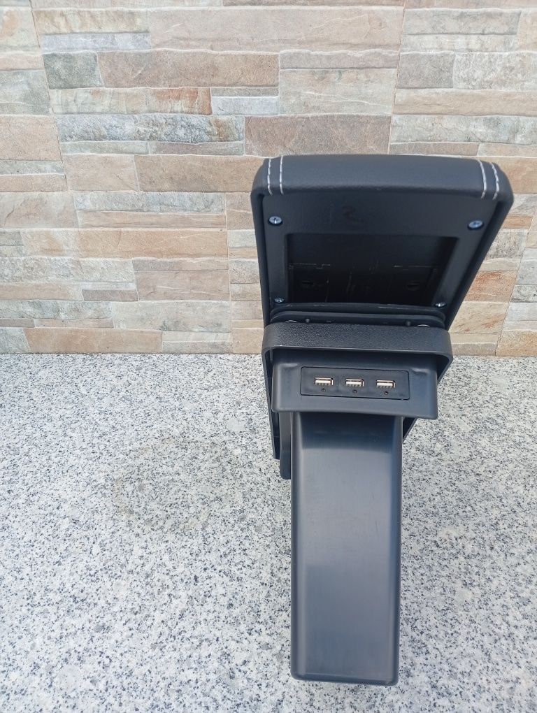 Encosto braço Peugeot 2008