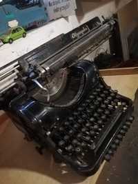Maszyna do pisania Olympia modell 8