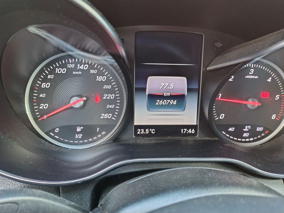 Mercedes Benz C180 bluetec avantgard plus
