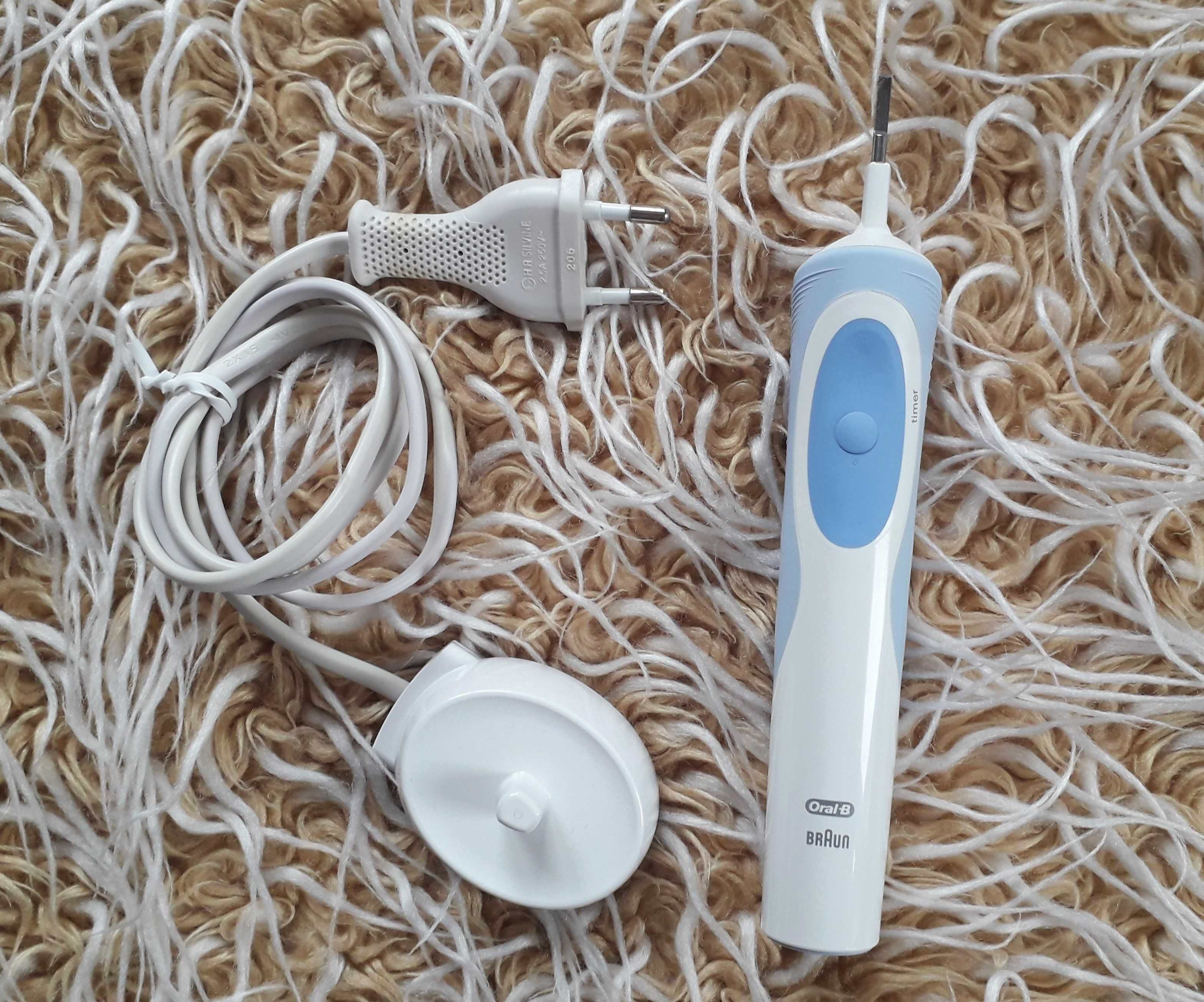 Braun Oral-B Vitality Szczoteczka Elektryczna 3757