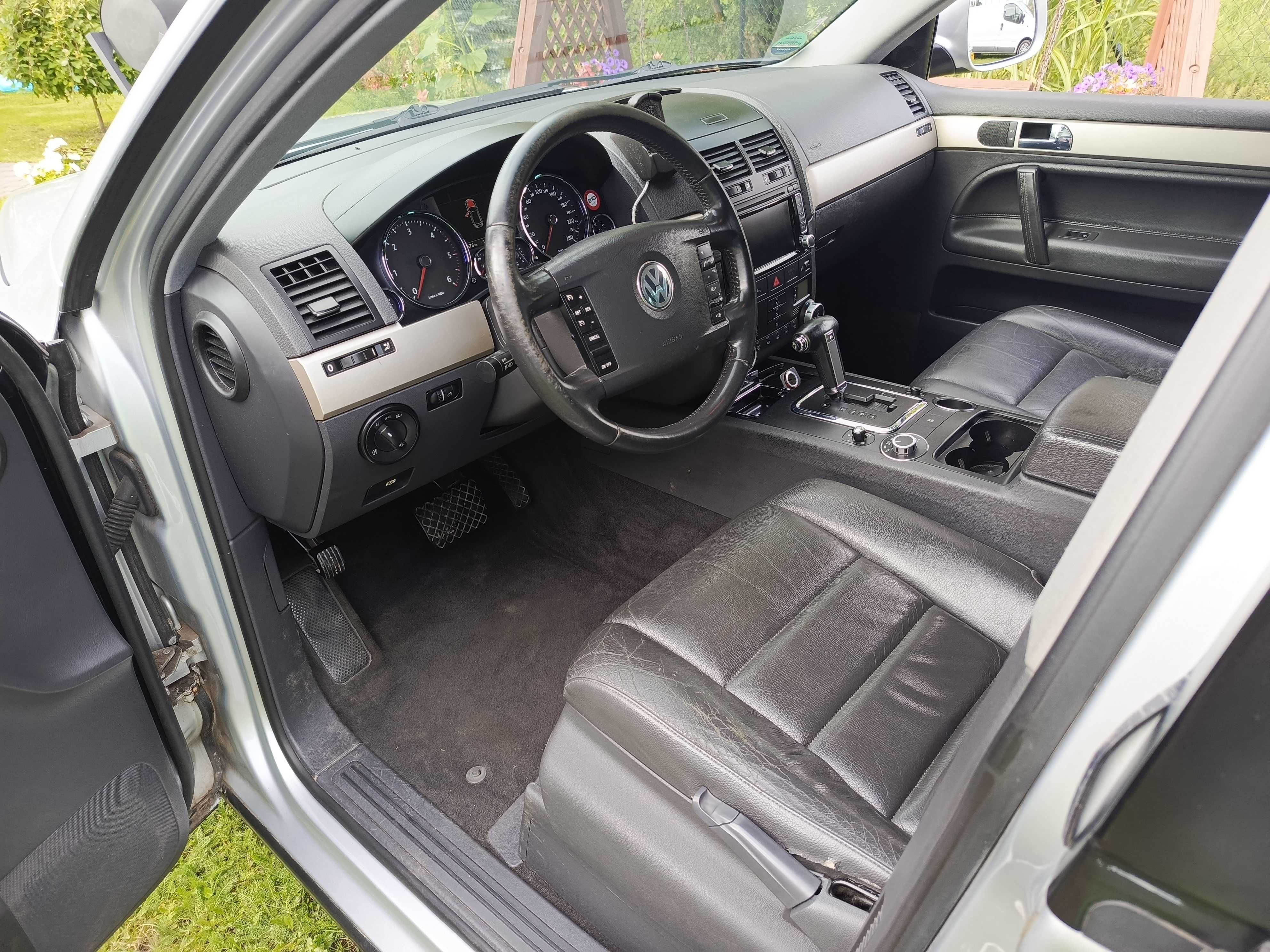 VW Touareg  3.0 TDI   2009r
