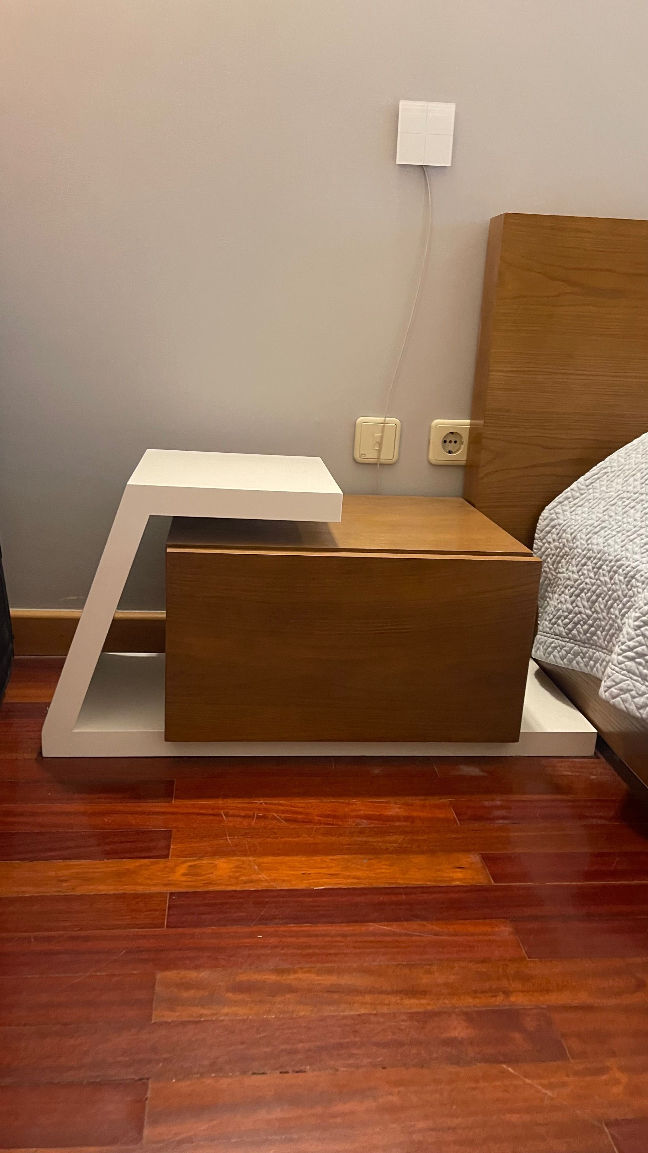 Quarto completo, como novo