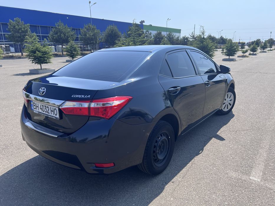 Toyota Corolla 1.33 2013 р. 6-мех.