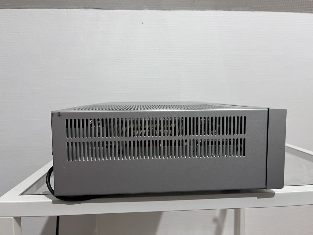 Wzmacniacz Akai AM-A2