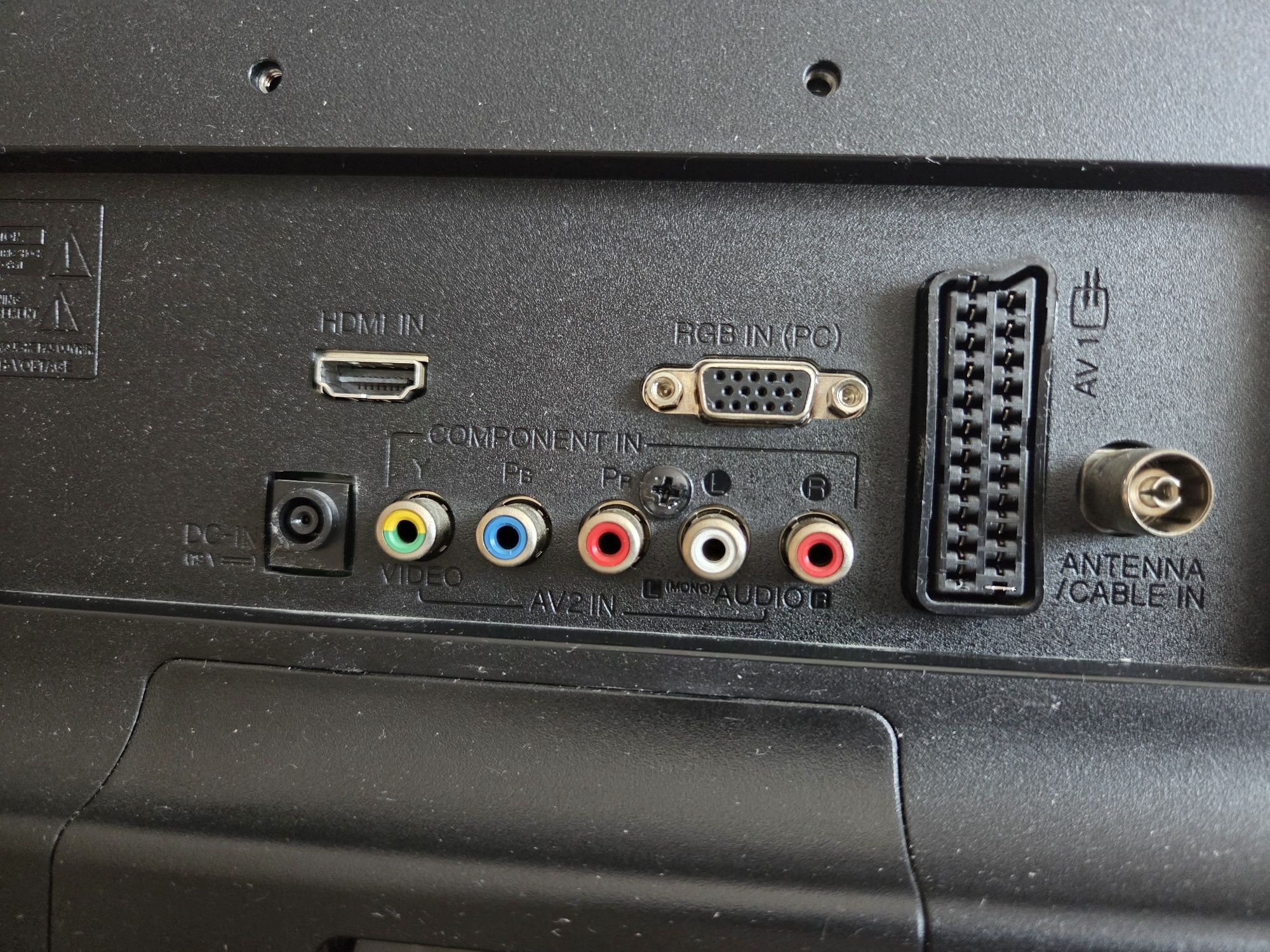 Sprzedam monitor z tunerem TV