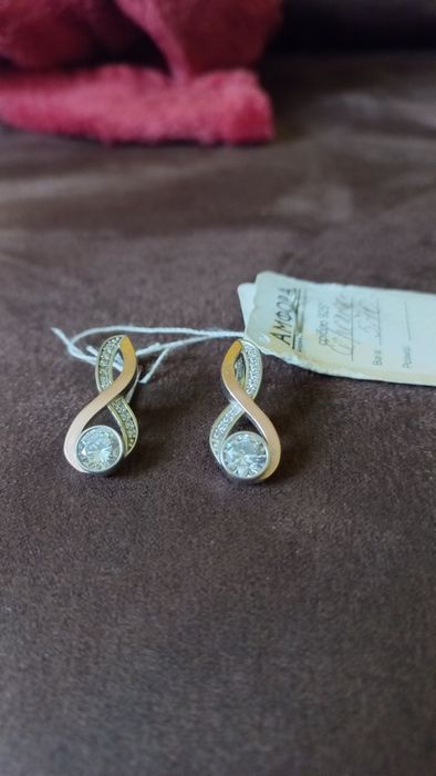 Сережки кульчики нові