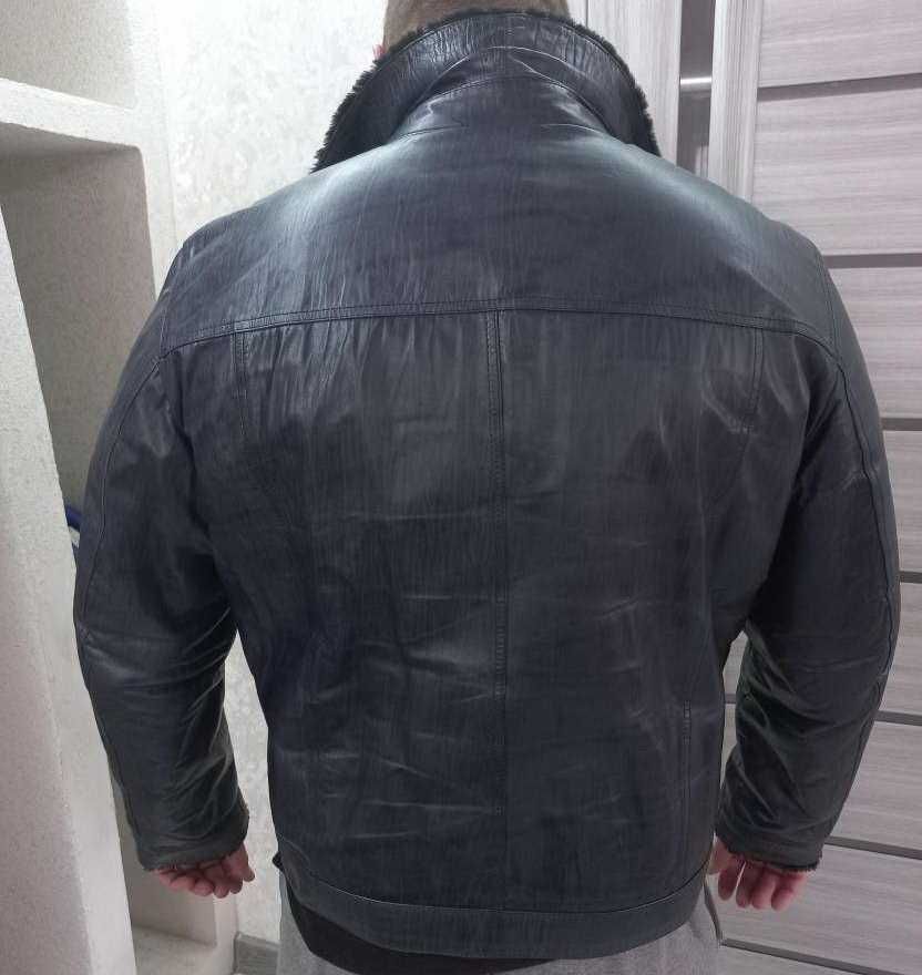 Кожаная куртка 54р