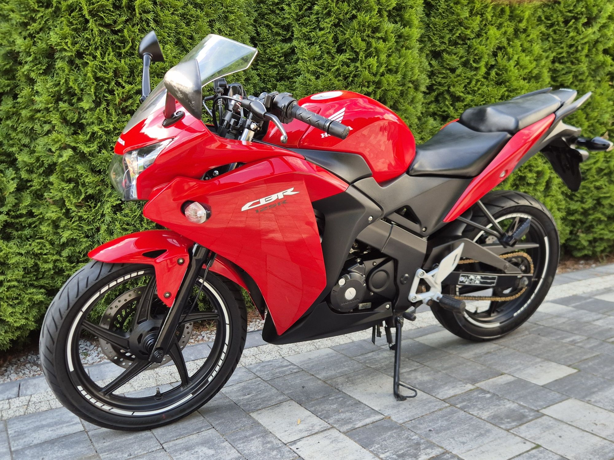 Honda CBR 125 JC50 Piękna Zadbana Kat B a1
