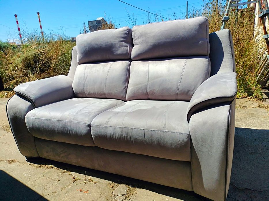 Sofá em camurça em excelente estado