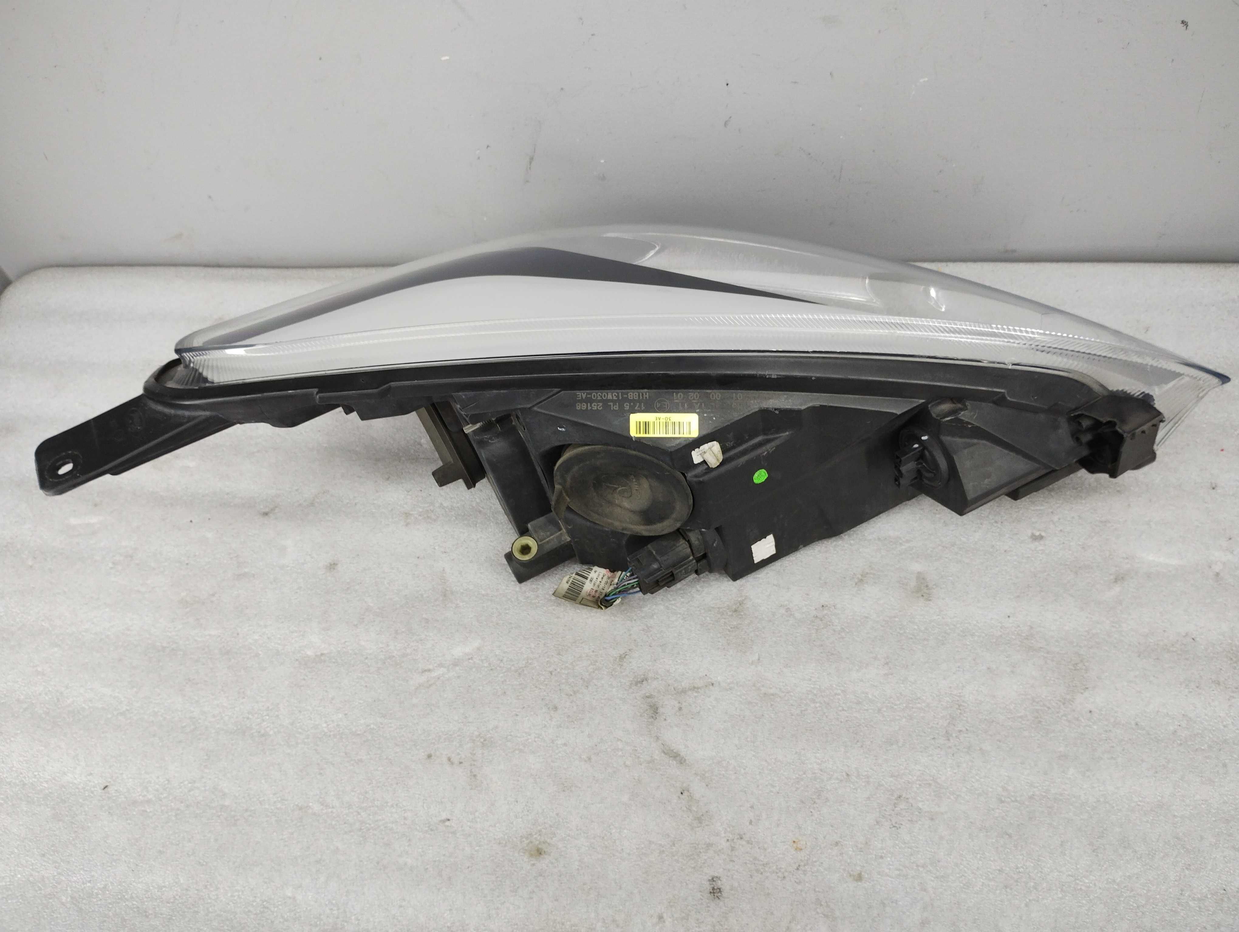 Lampa Reflektor Lewy Ford Fiesta MK8