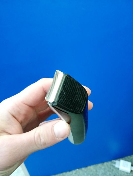 Продам машинку для стрижки безпроводна