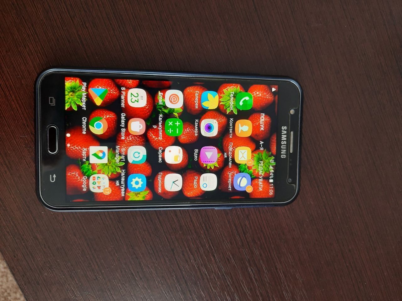 Продам Samsung j7