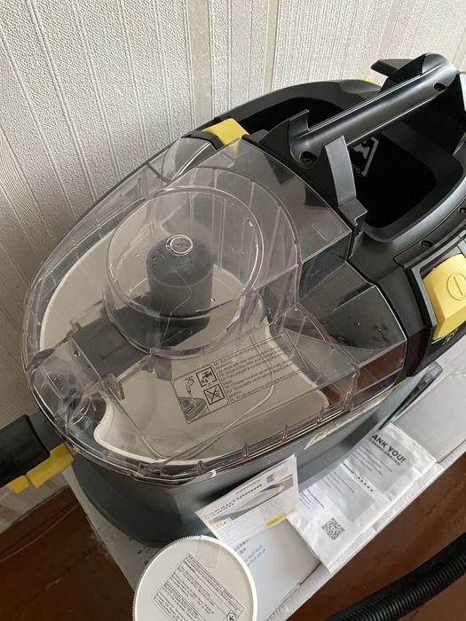 Karcher Puzzi 8/1 на гарантии