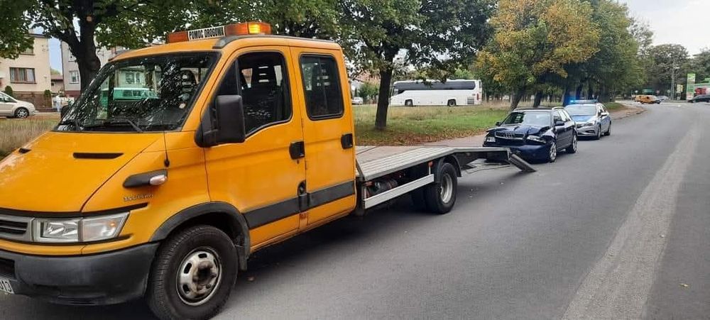 Pomoc Drogowa Złoczew s8 Wrocław Łódź holowanie transport maszyn lawet