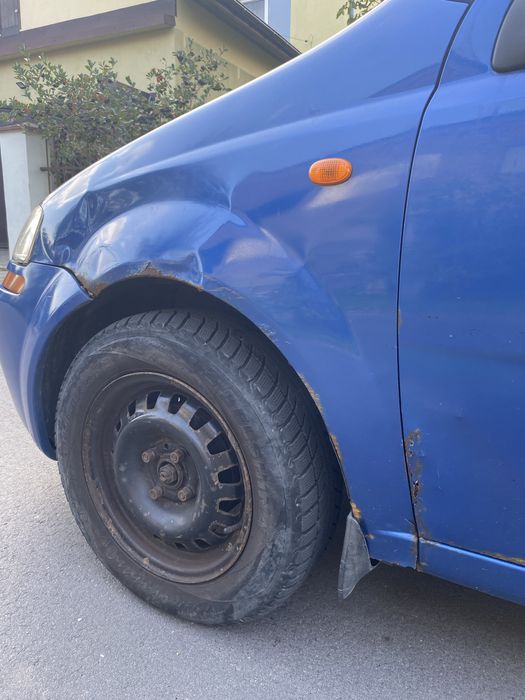 Chevrolet Aveo 2005 1.5 бензин