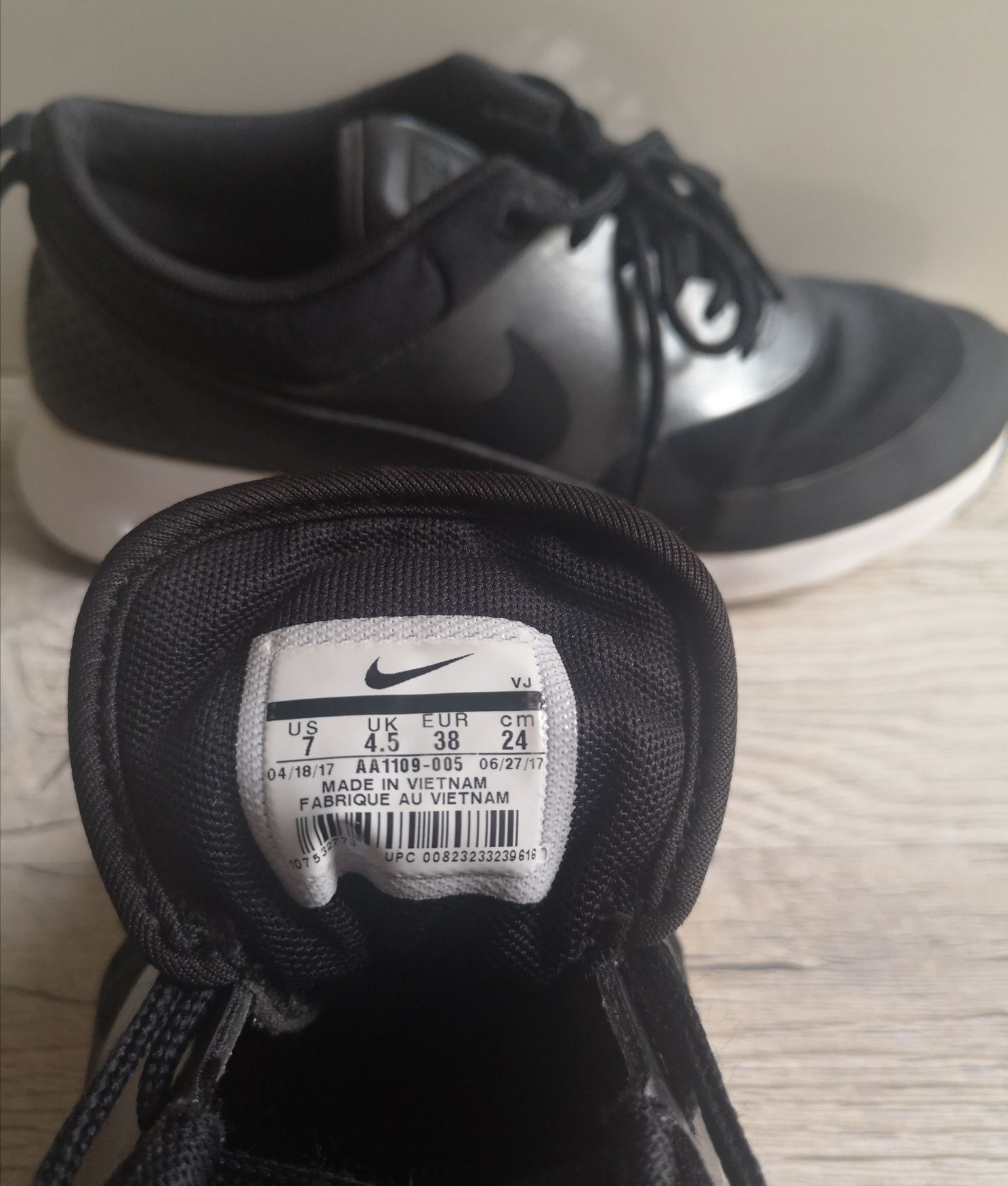 Buty sportowe Nike czarne 38