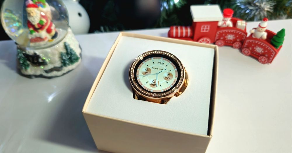 Elegancki Zegarek Damski z Kryształkami Smartwatch Nowy Złoty Prezent