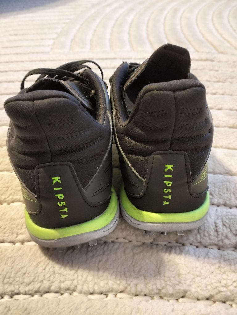 Buty piłkarskie Kipsta Turfy r. 39 stan idealny