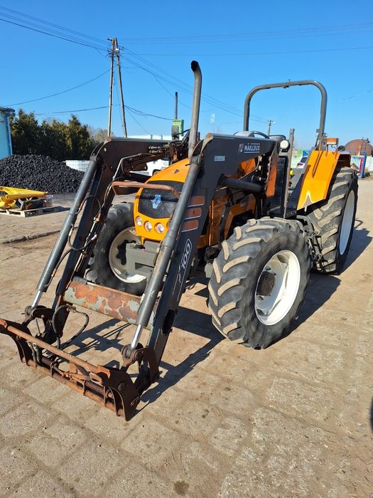 Renault celtis 436RA z ładowaczem czołowym  nie case fendt
