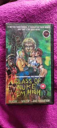 Kaseta VHS Class of nurke 'em high 1986 horror pl