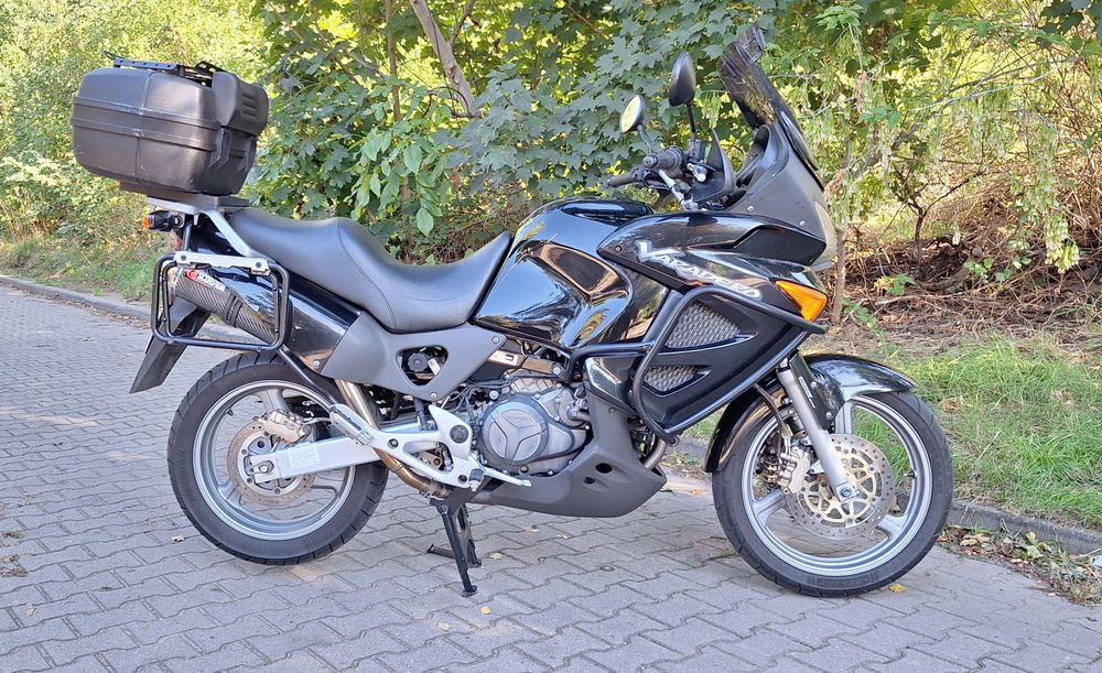 Honda XL 1000 Varadero SD02 SUPER STAN I WYPOSARZENIE!!!
