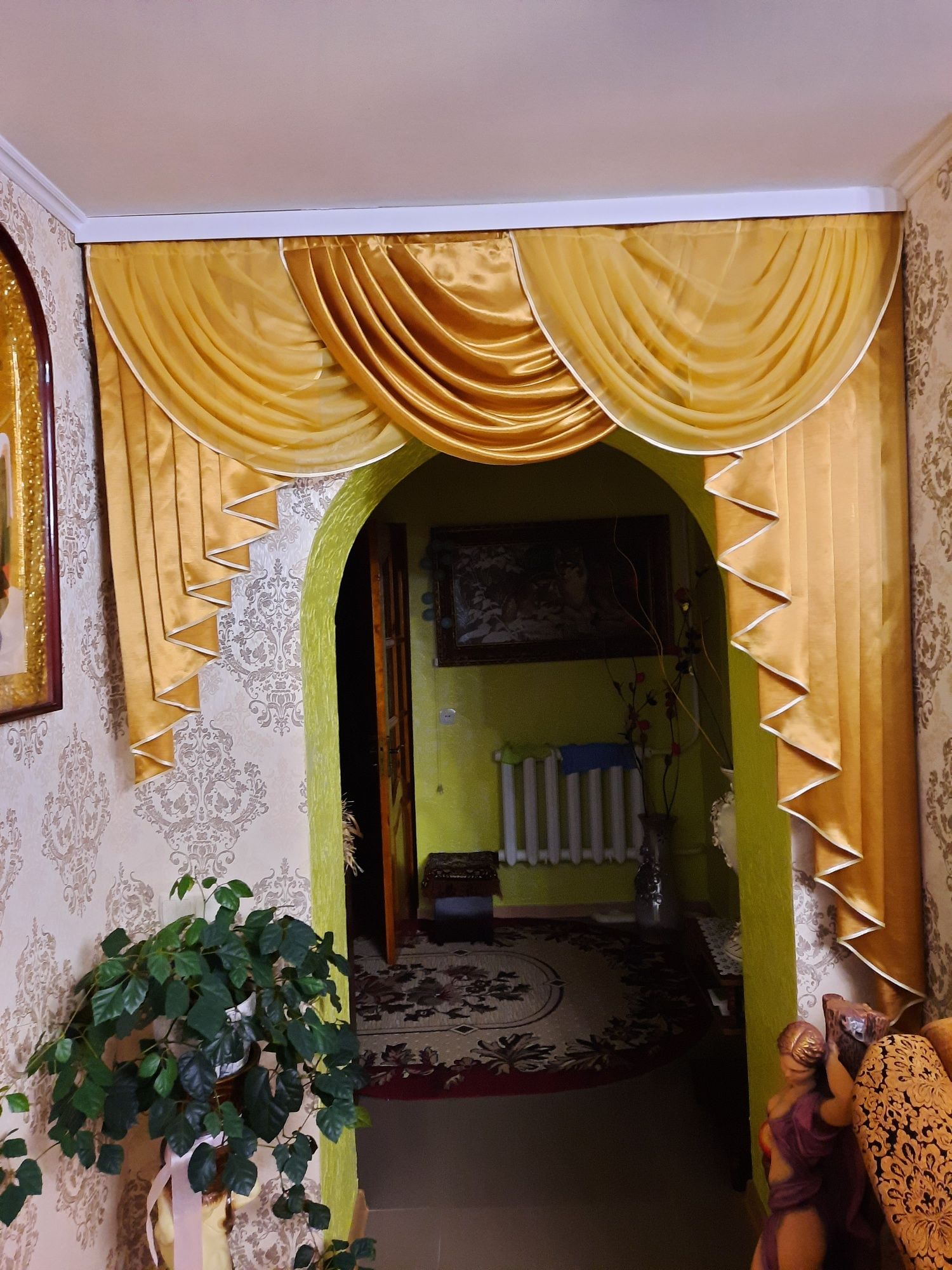 Ламбрикени атласні