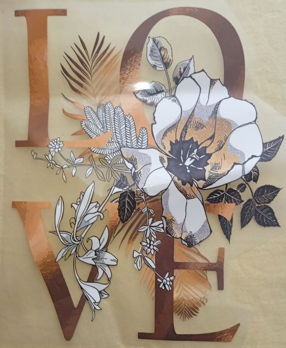 Koszula z grafiką transferową personalizowana Hello Kitty  marka Kingn