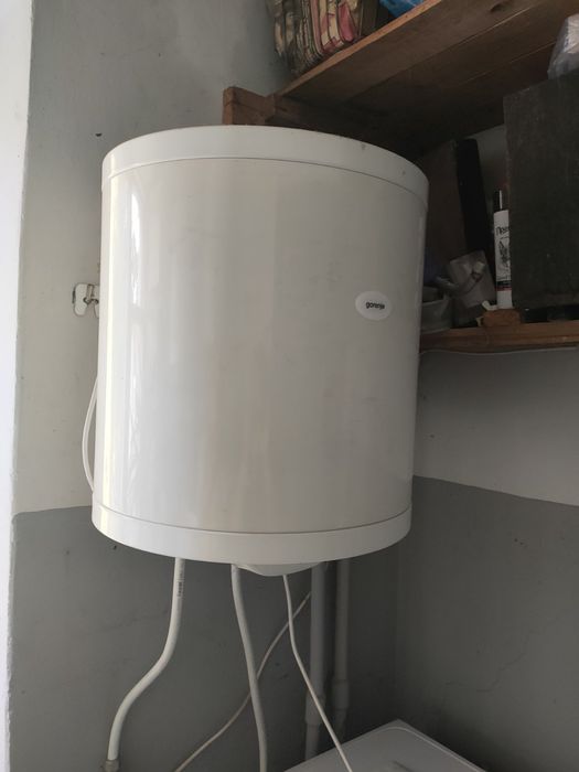 Продам 2 кім в гуртожитку S=36.9кв.м.Піонерська.