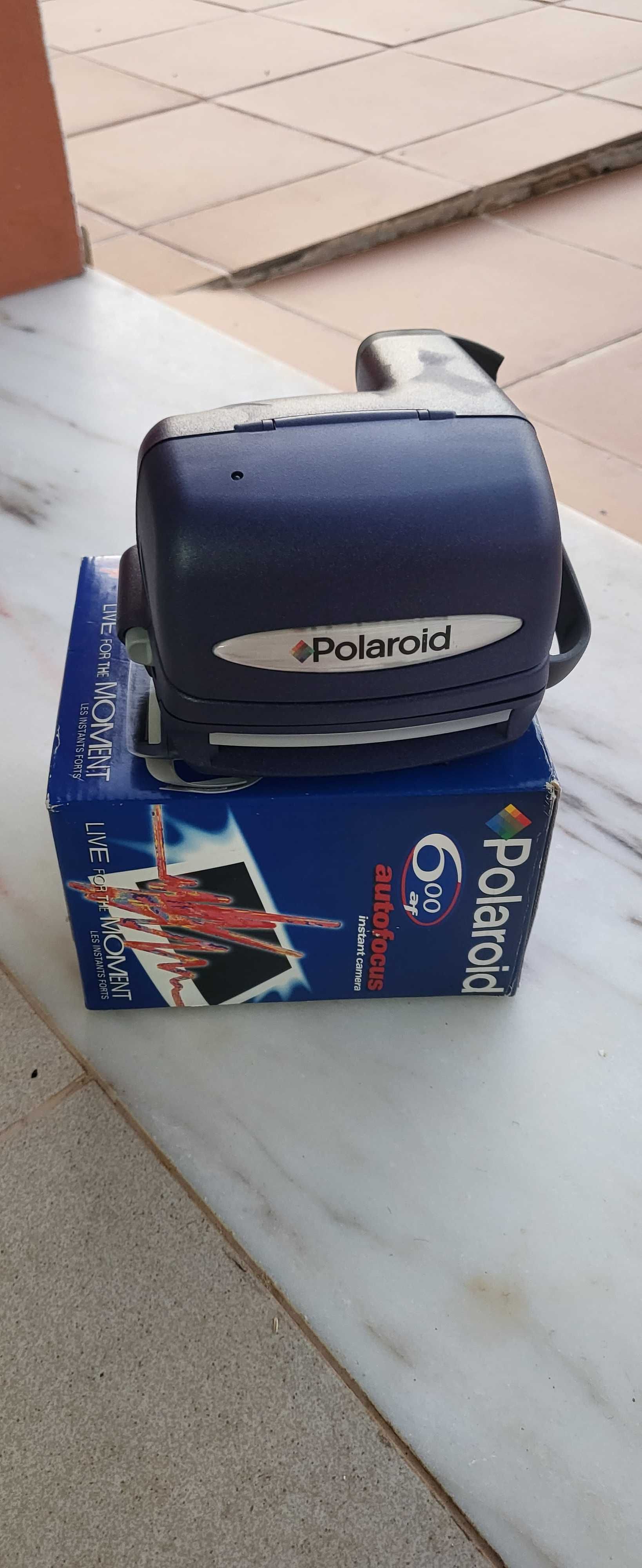 Polaroid 600af com caixa