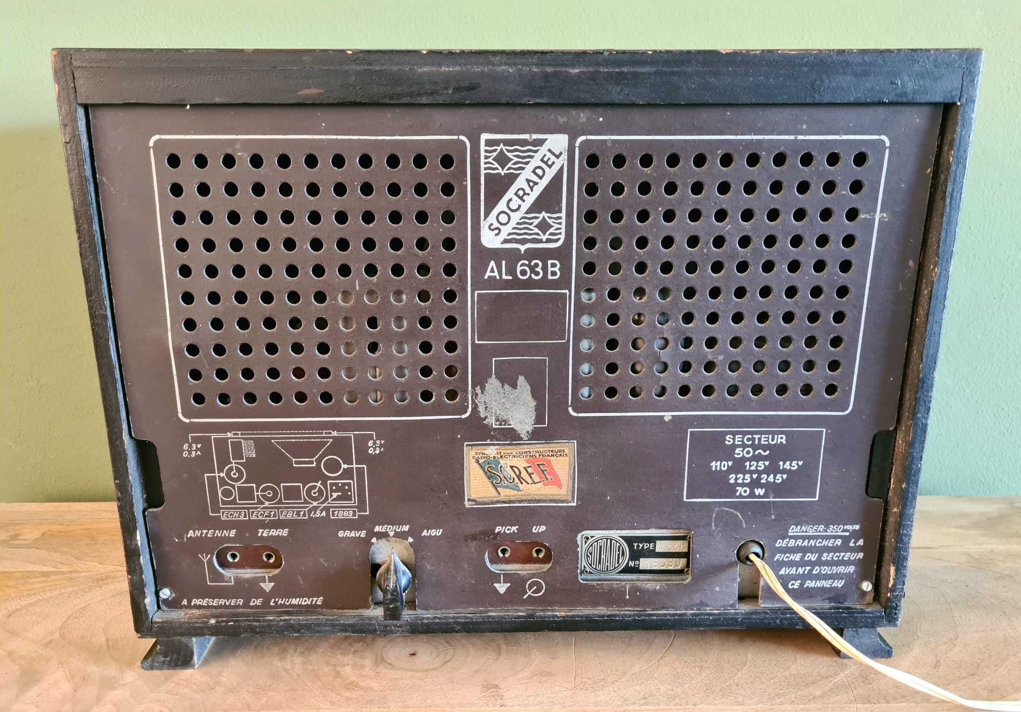 Rádio Socradel AL63B Vintage (ano 1945 modelo raro)