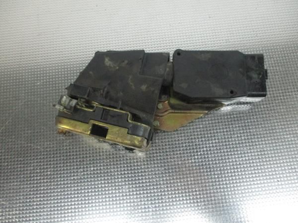 Fechadura / fecho porta trás direito VOLVO S40 I (VS)