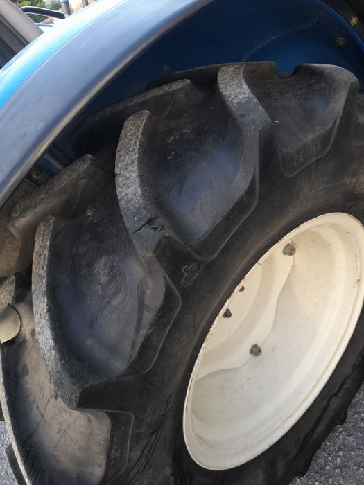 Tractor Newholland TCE40