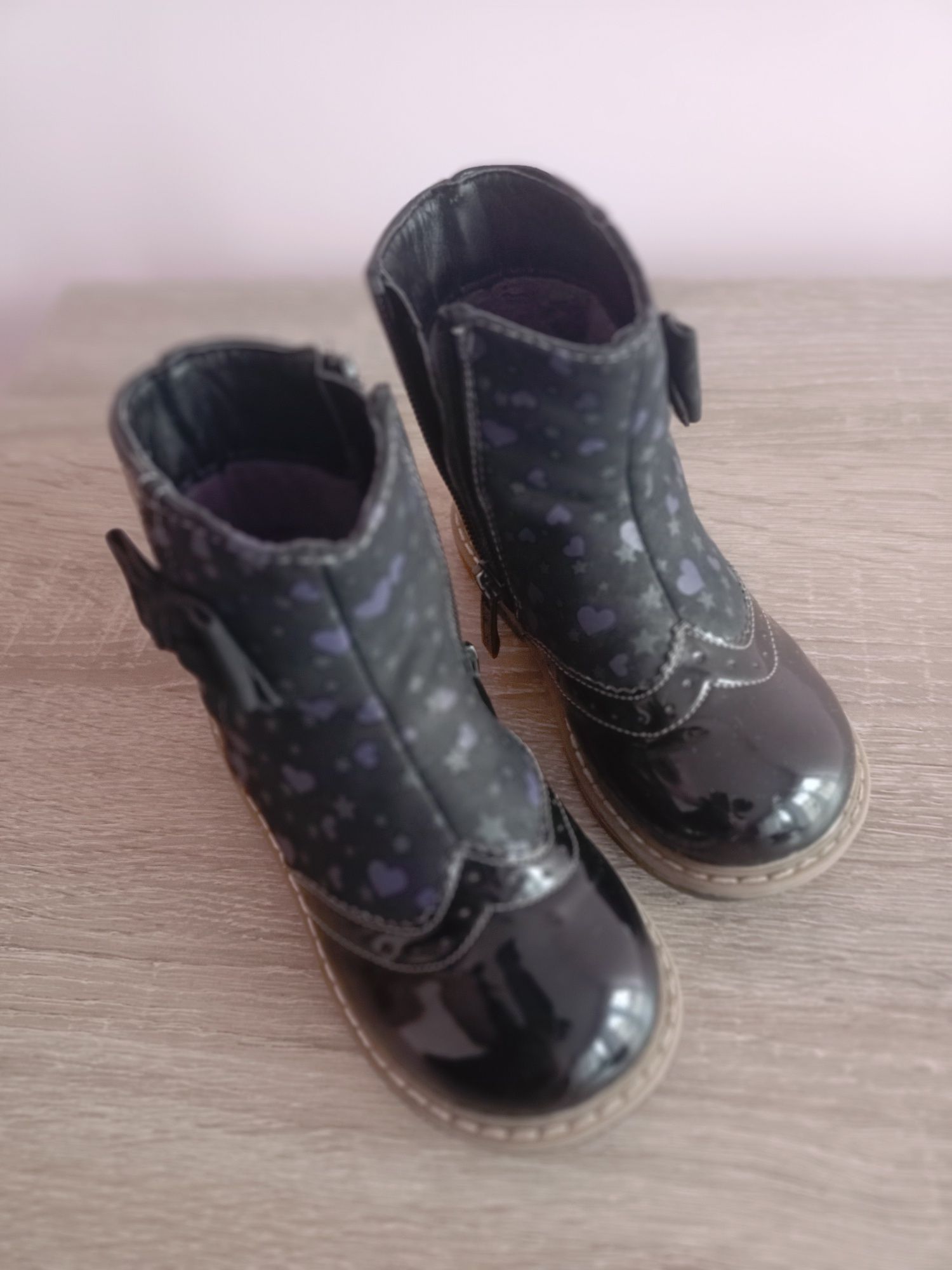 Buty dziewczęce 22