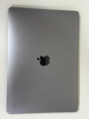 MacBook Air 13″ (2020, Intel) • i3 1.1 GHz | 8 GB | 256 GB SSD
