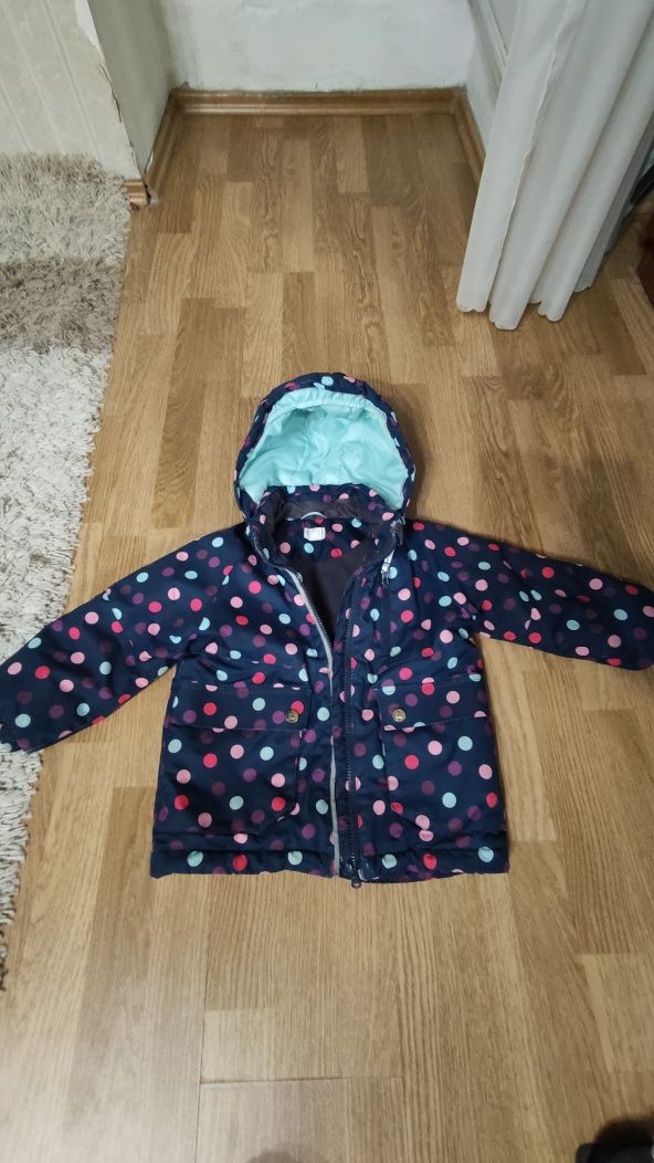 Зимняя куртка на девочку 3-4 годиков. НМ