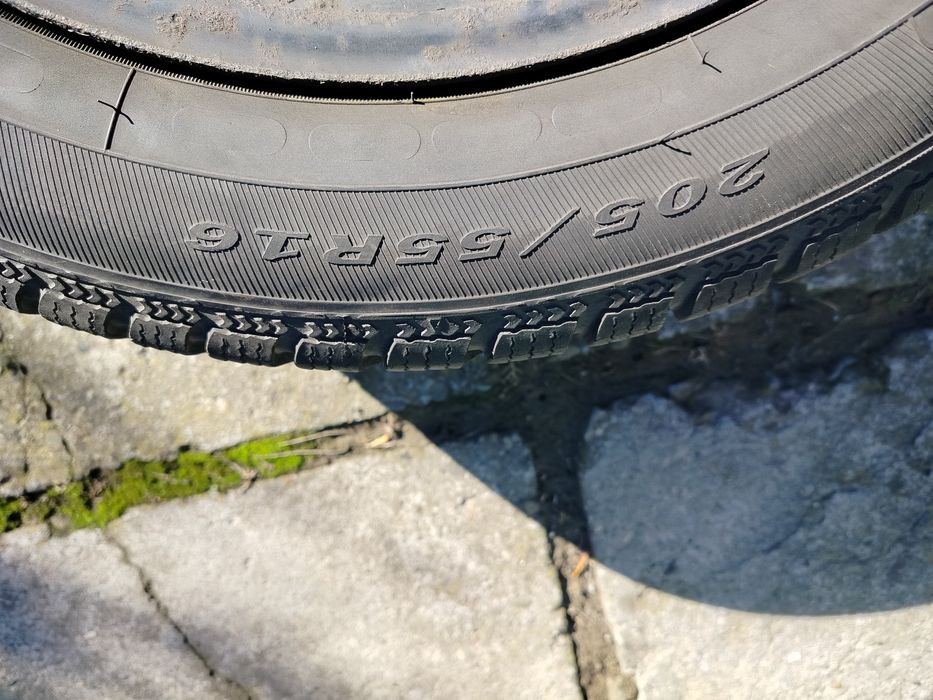5x108 Ford Volvo 16cali et52.5 opony zimowe 205/55/16 bdb