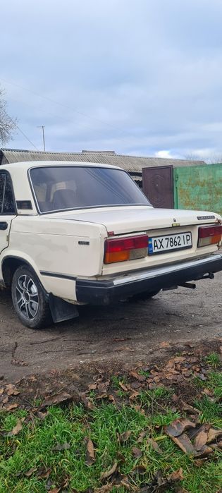 Продам авто ваз 2107