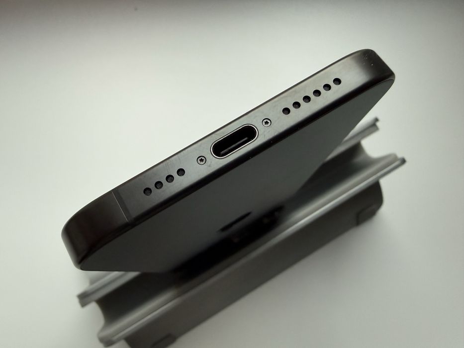 Apple iPhone 15 Pro Max 512gb Black Neverlock 87%