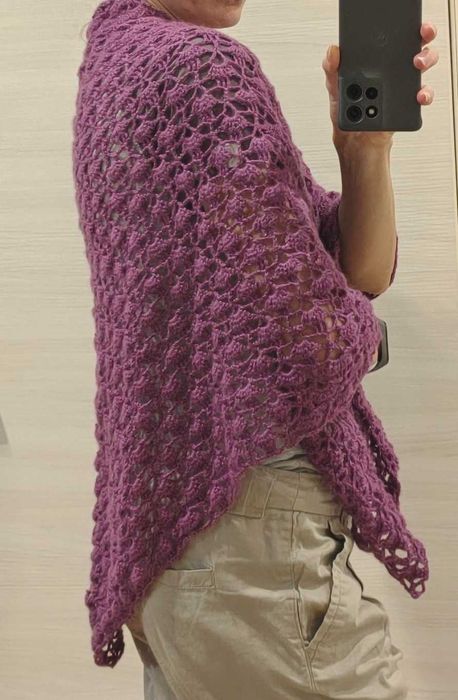 Шаль сплетена гачком