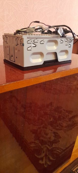 Автомагнітолог KENWOOD