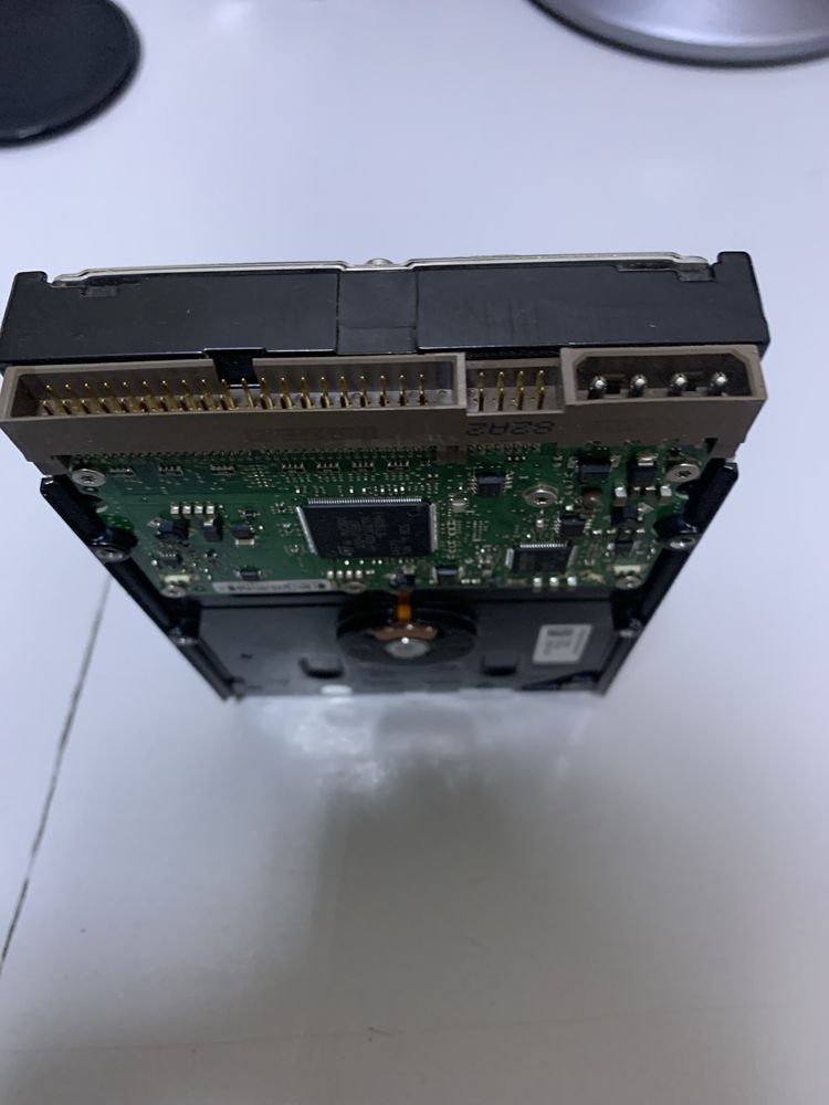 Жорсткий диск seagate darracuda