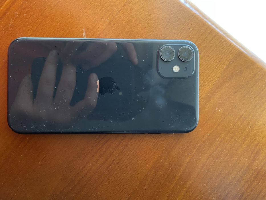 Iphone 11 em muito bom estado