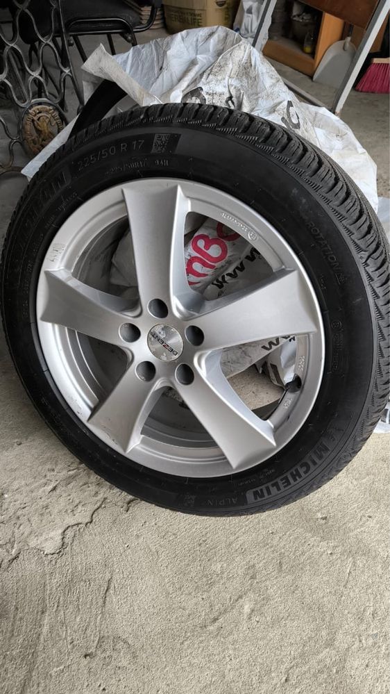 Продам шини Michelin Alpin 7 225/50/17
