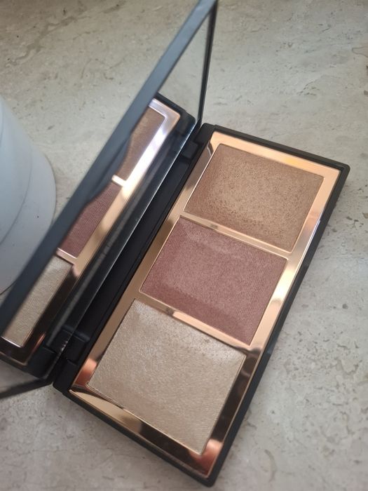 NÉO make up paleta rozświetlaczy