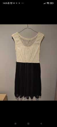 Koronkowa sukienka czarno-biała krótka