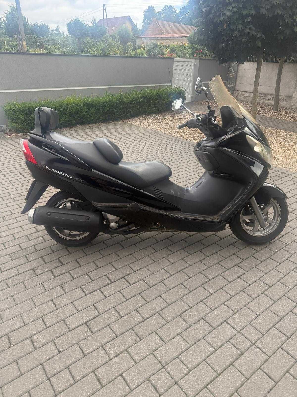Suzuki Burgman 400