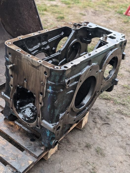 Трактор МТЗ 80 Корпус МТЗ 80 82 892 корито МТЗ задній міст МТЗ Ванна